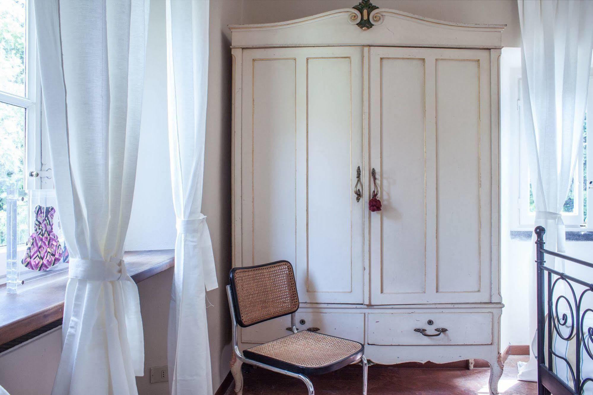 Casa La Viola Blu Bed and Breakfast Τσερνόμπιο Εξωτερικό φωτογραφία