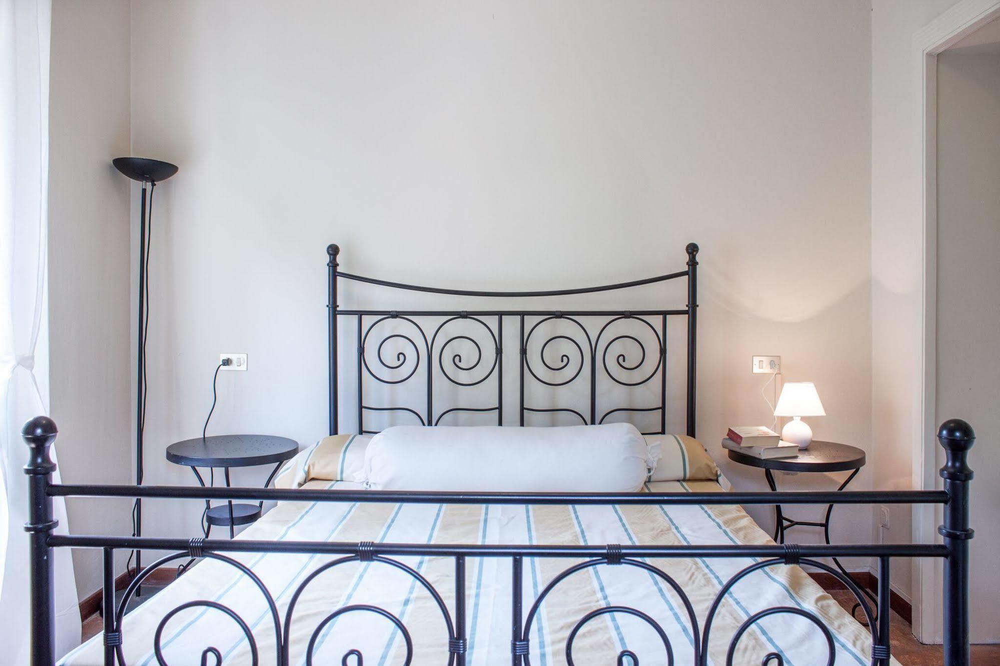 Casa La Viola Blu Bed and Breakfast Τσερνόμπιο Εξωτερικό φωτογραφία